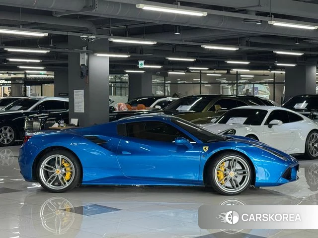 Ferrari 488 Spider id 4410884 из Кореи 11