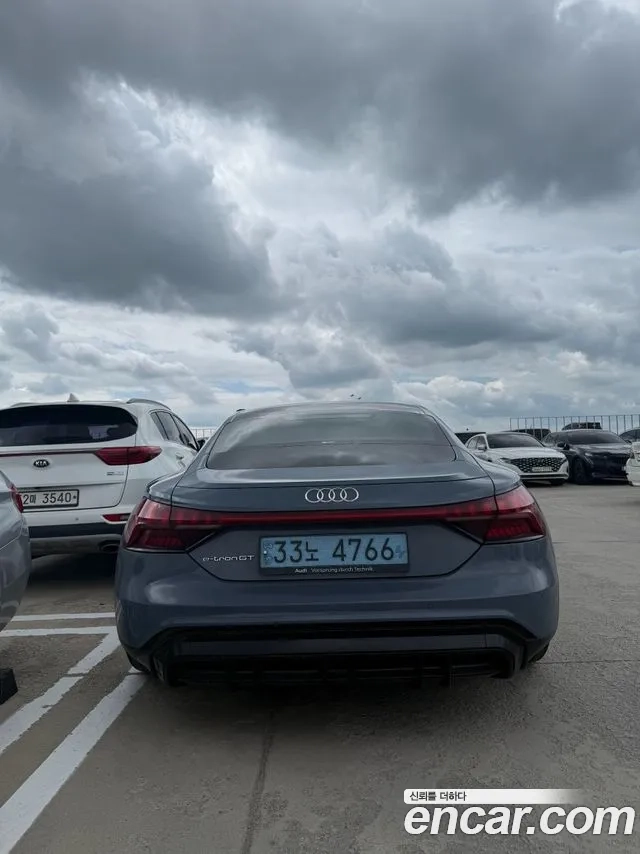 Audi e-Tron GT id 2874808 из Кореи 3