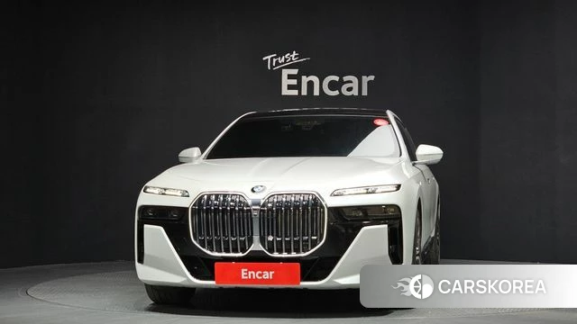 BMW 7 Series (G70) id 3922258 из Кореи 13