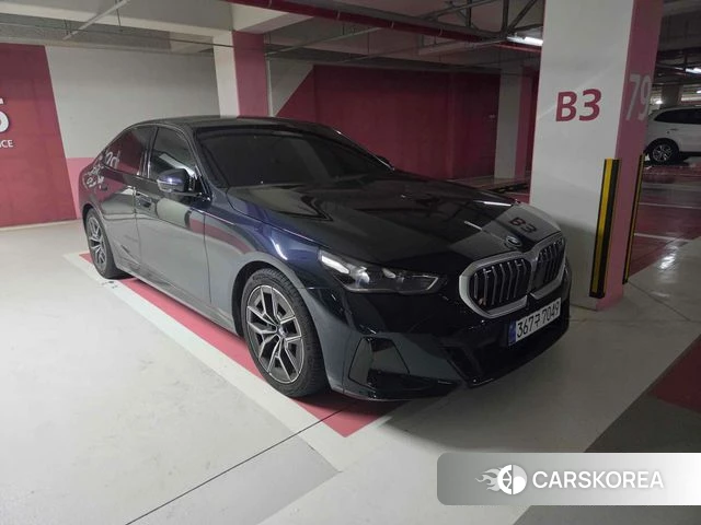 BMW 5 Series (G60) 2026 Черный из Кореи, фото 3