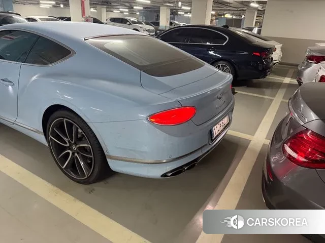 Bentley Continental GT 3rd Generation 2021 Небесно-голубой из Кореи, фото 3