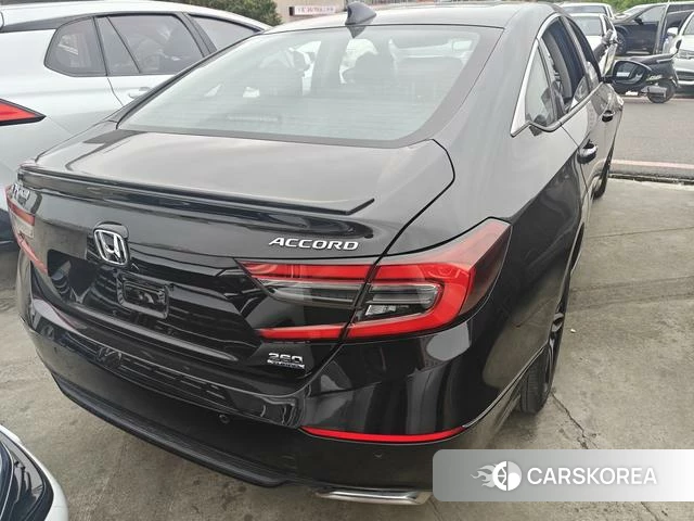 Honda Accord 2023 Черный из Китая, фото 3