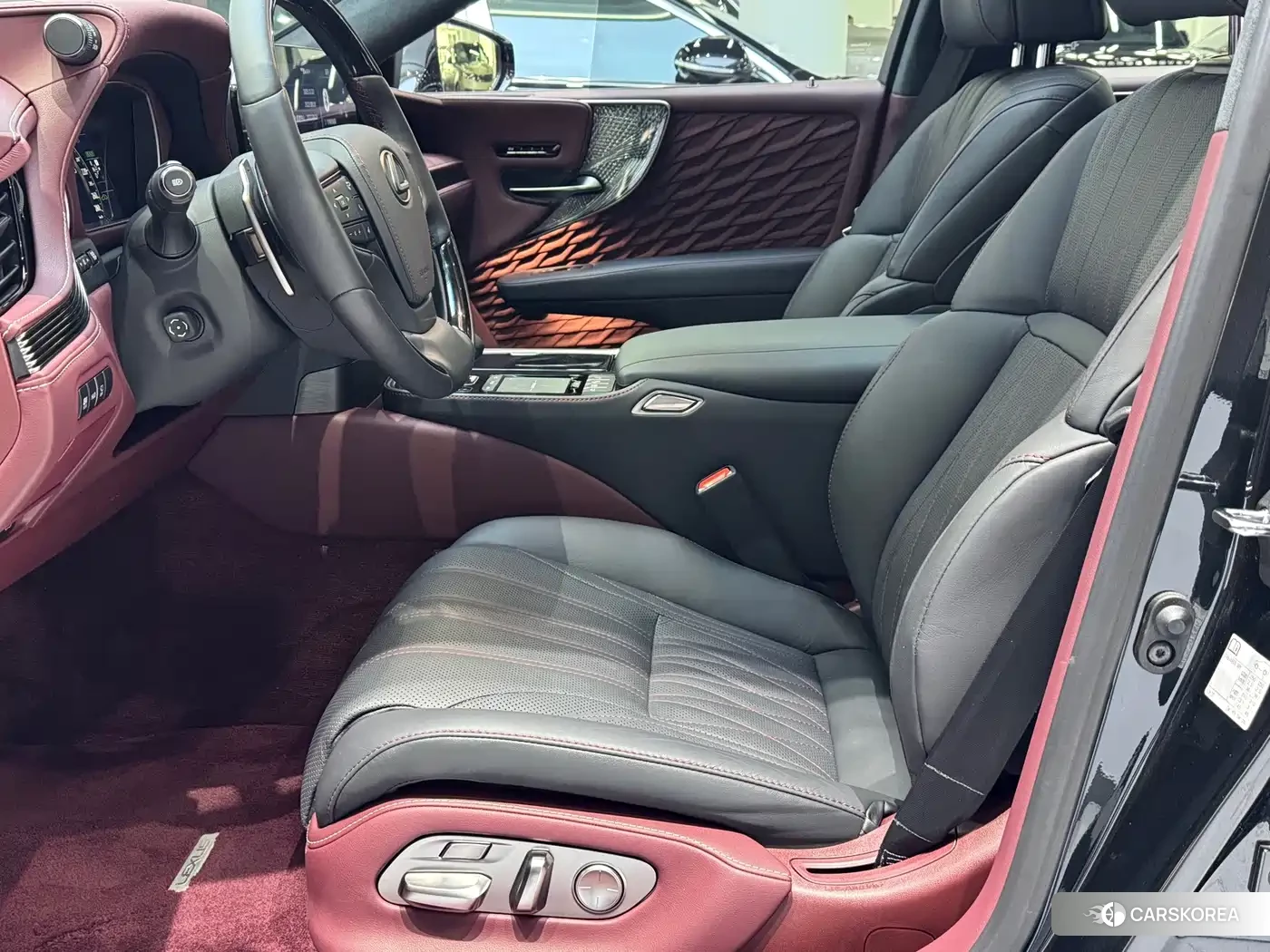 Lexus LS id 4601780 из Китая 13