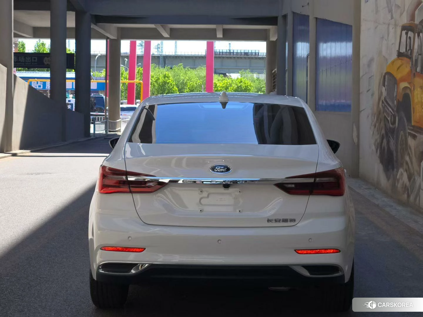 Ford Forrest 2021 Белый из Китая, фото 3