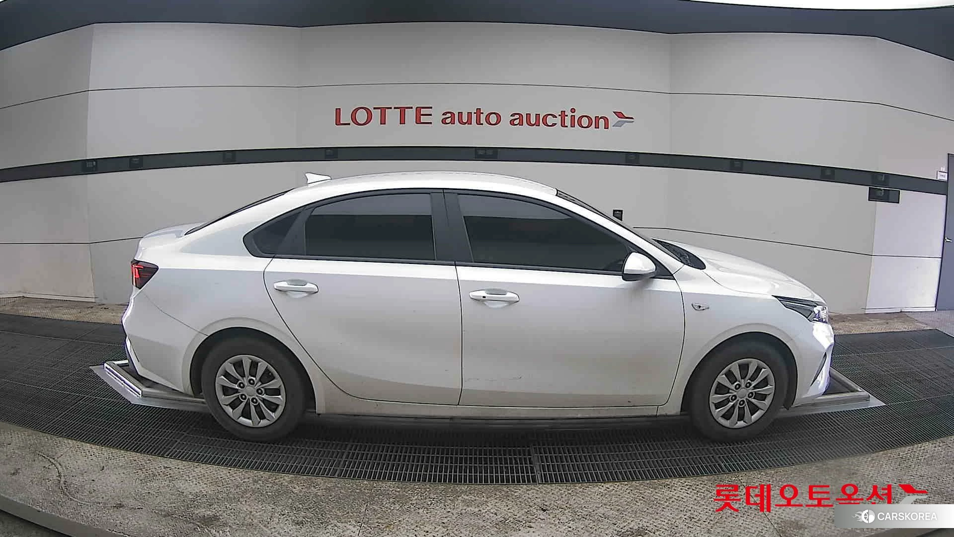 Kia K3 id 3875677 из Кореи 23