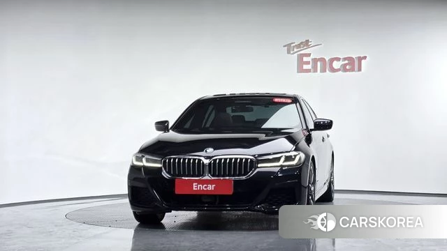 BMW 5 Series (G30) id 3807396 из Кореи 14