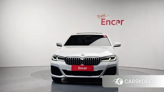 BMW 5 Series (G30) id 3417332 из Кореи 13