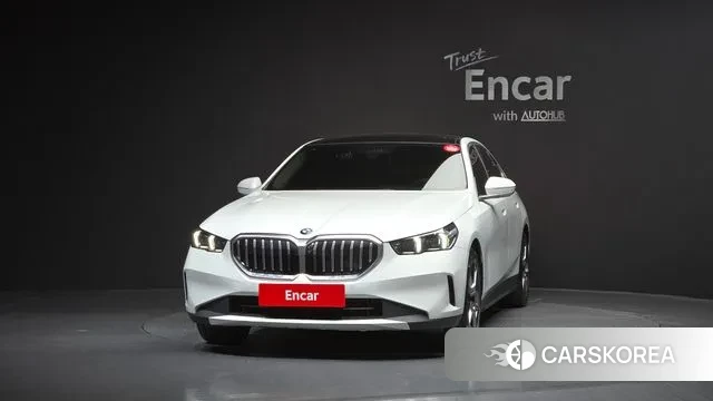 BMW 5 Series (G60) id 3711564 из Кореи 13