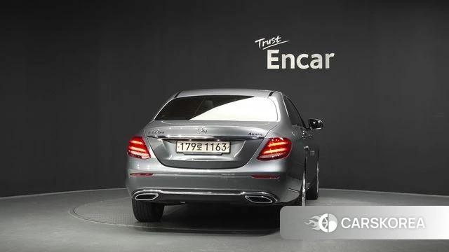Mercedes-Benz E-Class W213 id 4712605 из Кореи 23