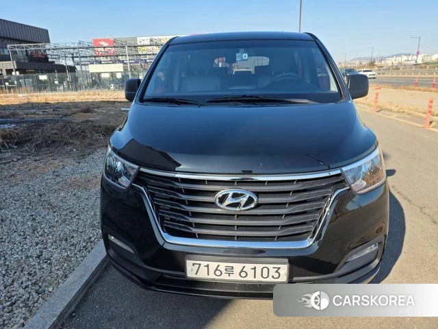 Hyundai The New Grand Starex 2018 Черный из Кореи, фото 3