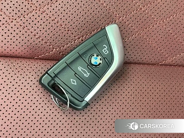 BMW i3 id 3889099 из Китая 13