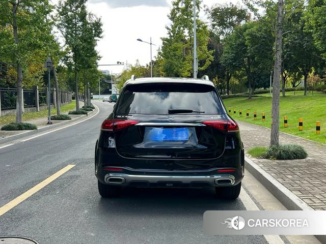 Mercedes-Benz GLE (import) 2021 Черный из Китая, фото 3