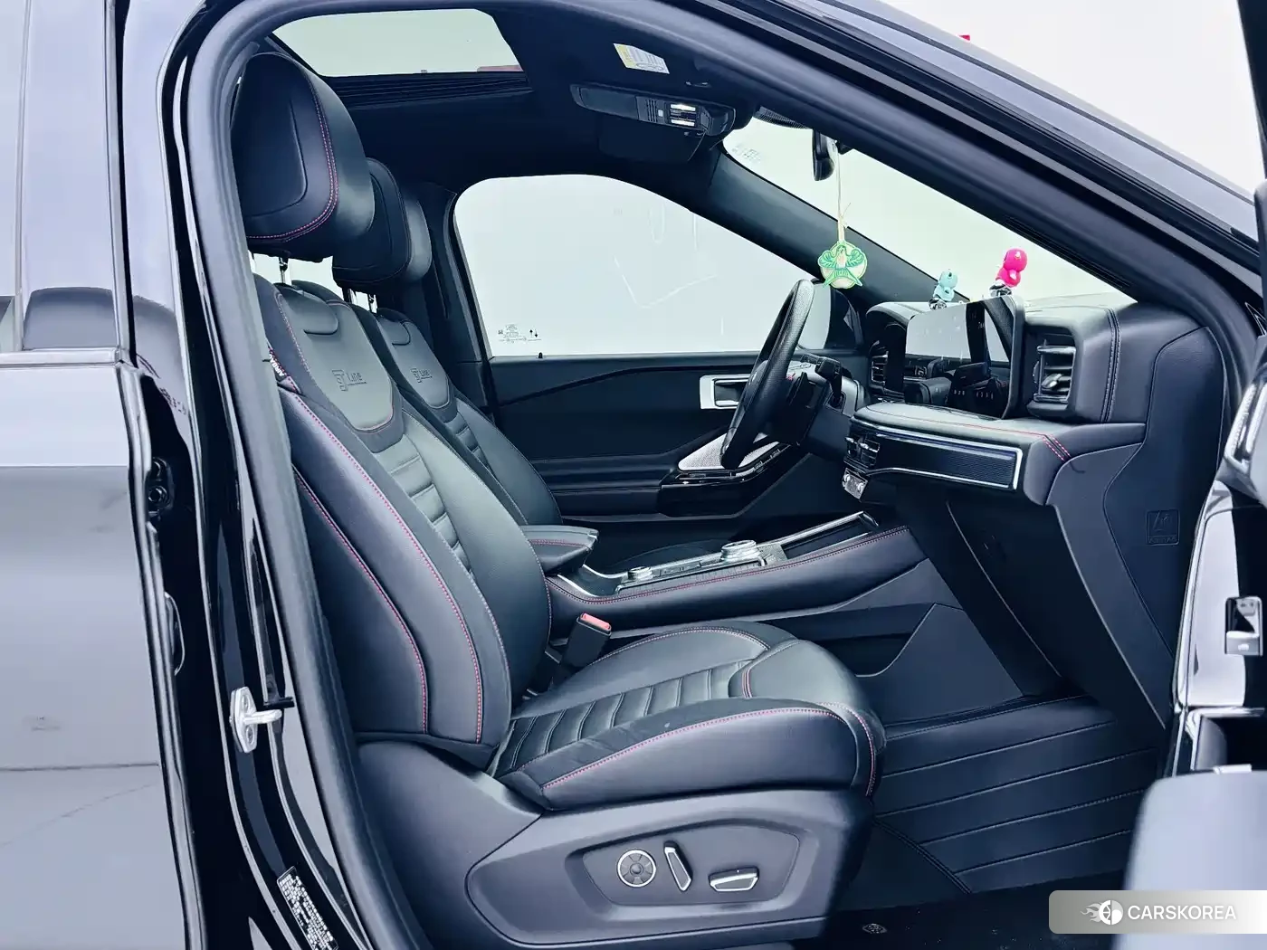 Ford Explorer id 4599761 из Китая 10