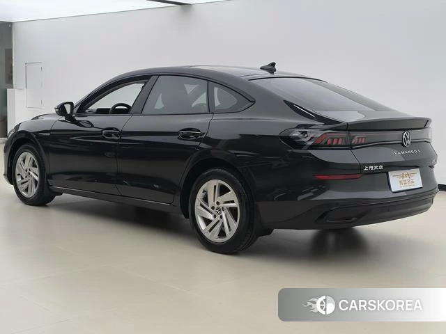 Volkswagen Lingdu 2023 Темно-серый из Китая, фото 6