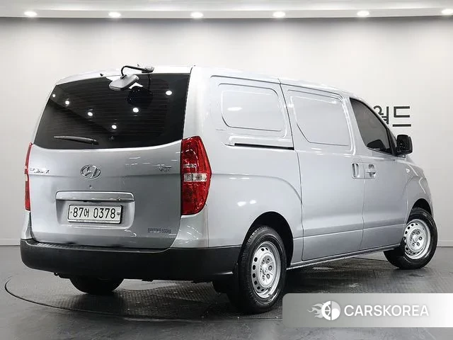 Hyundai The New Grand Starex id 3578834 из Кореи 13