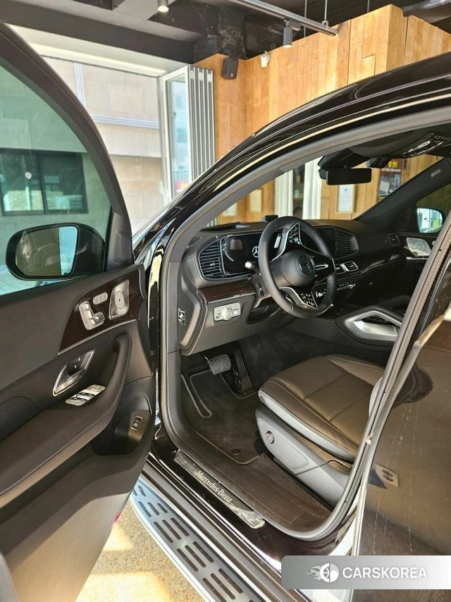 Mercedes-Benz GLE-Class W167 2026 Черный из Кореи, фото 3