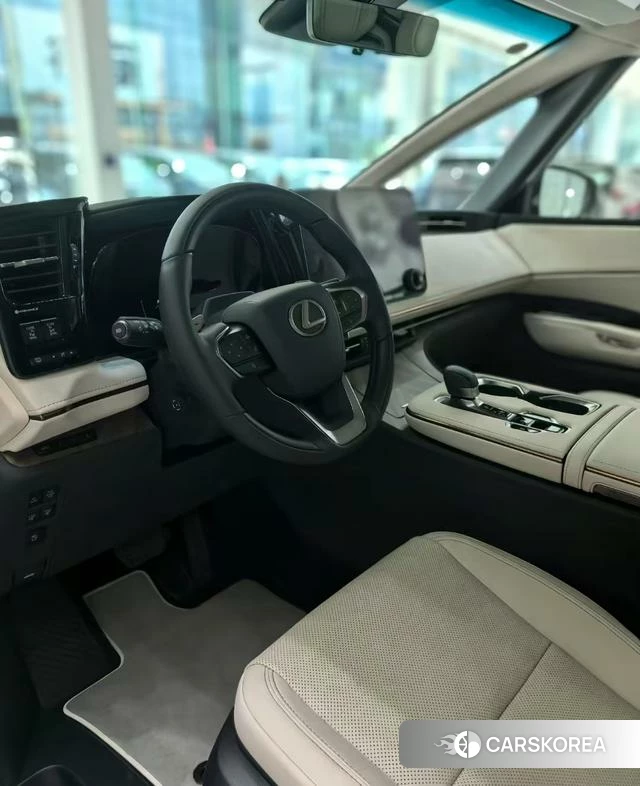 Lexus LM 2024 Черный из Китая, фото 5