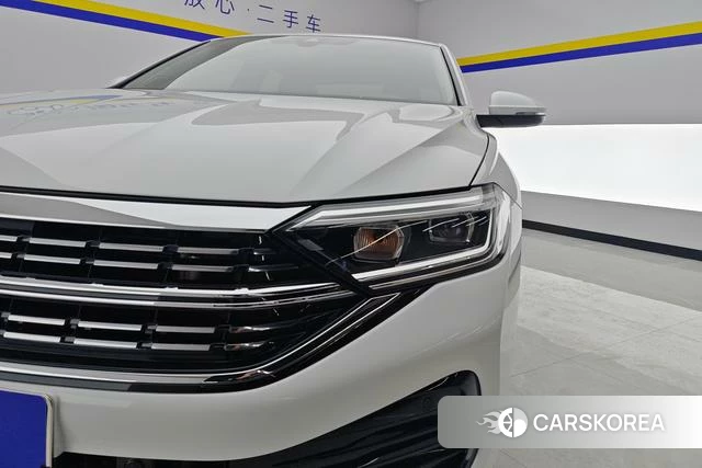 Volkswagen Sagitar id 4254783 из Китая 10