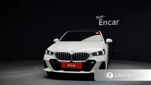 BMW 5 Series (G60) id 3415221 из Кореи 13