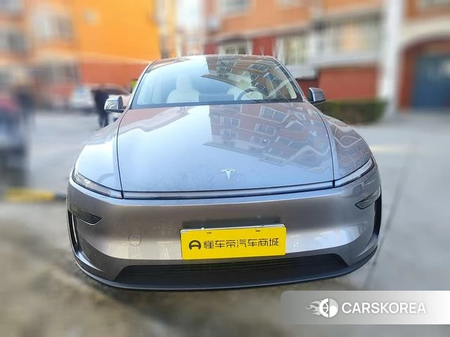 Tesla Model Y 2026 Темно-серый из Китая, фото 3
