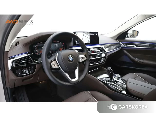 BMW 5 series 2023 Шампань из Китая, фото 3