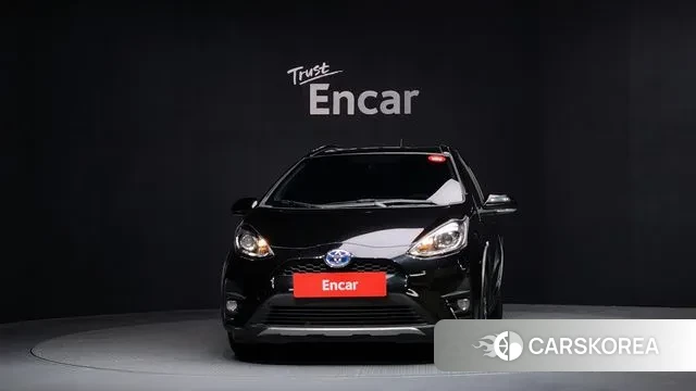 Toyota Prius C id 3661122 из Кореи 13