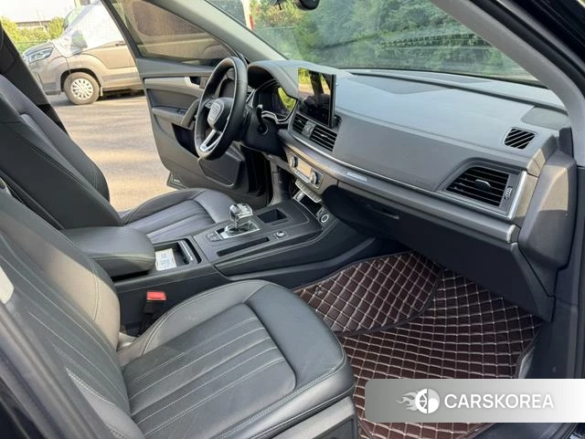 Audi Q5L id 4258282 из Китая 15