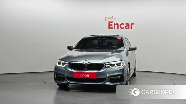 BMW 5 Series (G30) id 4311124 из Кореи 13