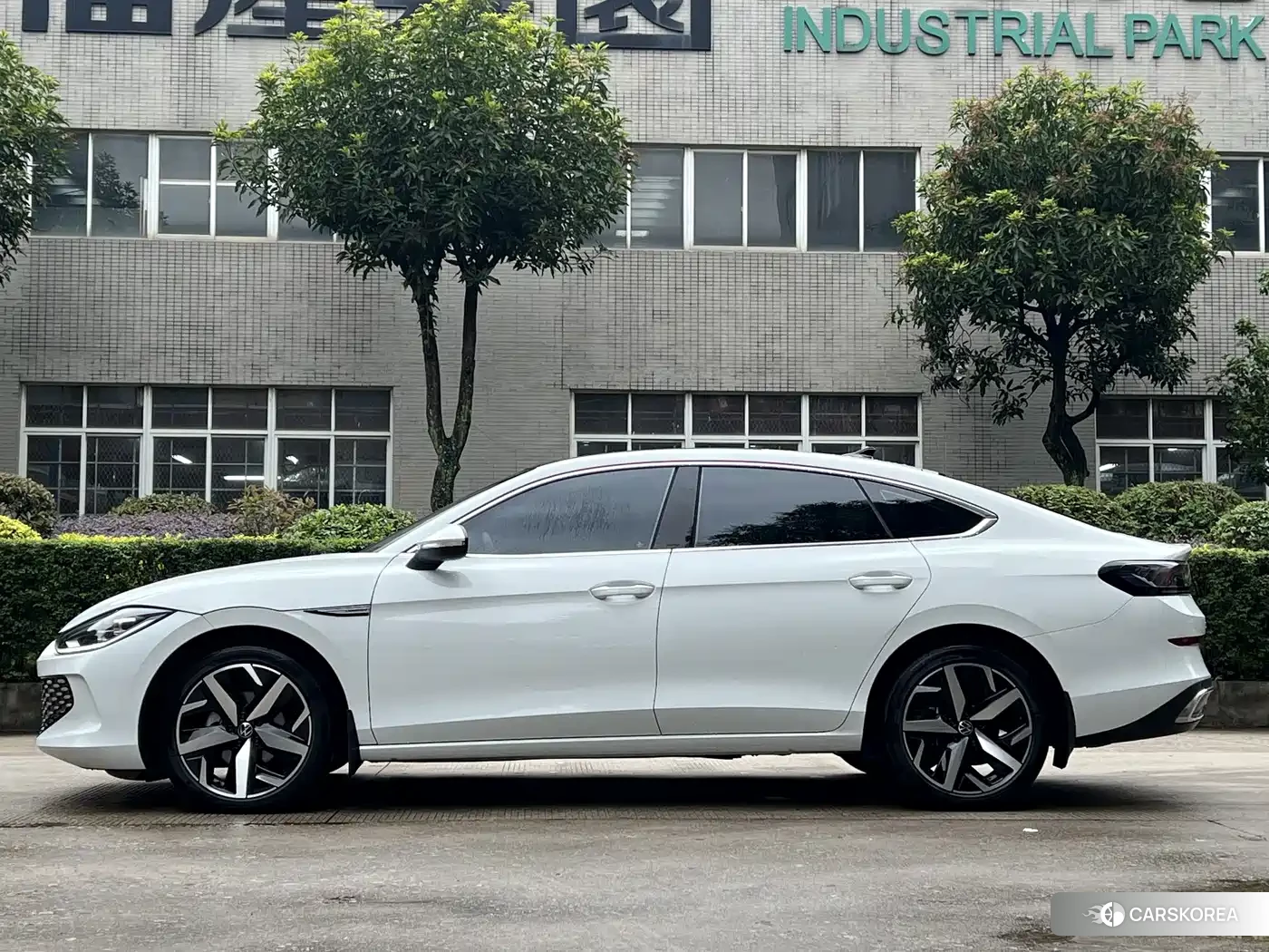 Volkswagen Lamando 2024 Белый из Китая, фото 3