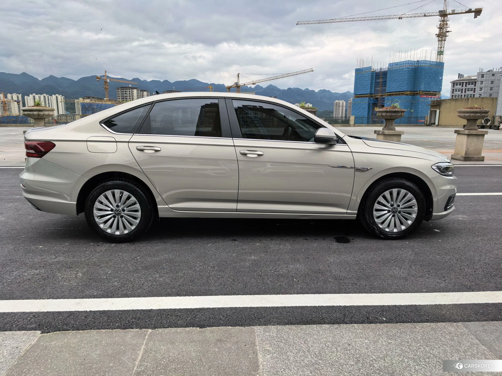 Volkswagen Lavida 2020 Желтый из Китая, фото 6