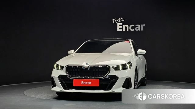 BMW 5 Series (G60) id 4635501 из Кореи 13