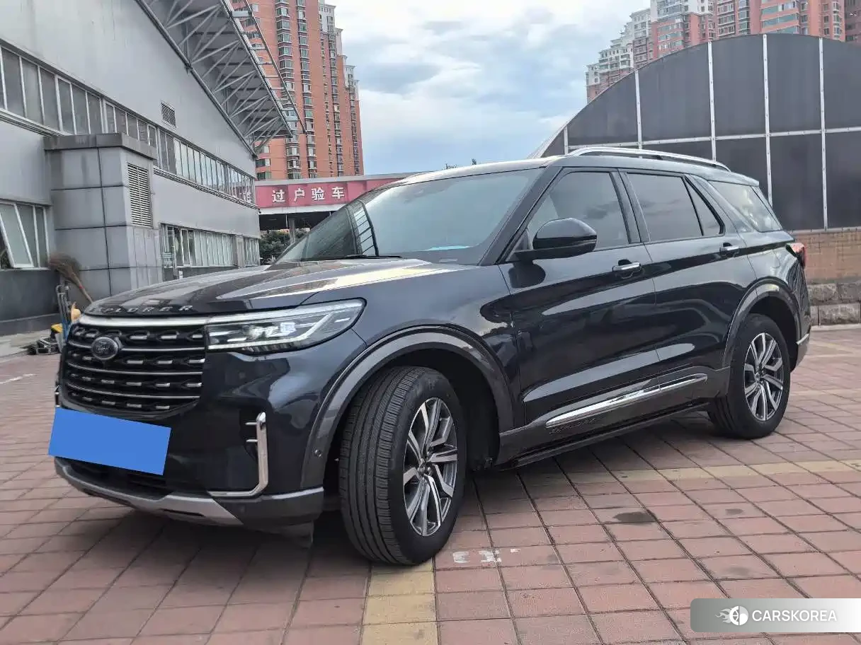Ford Explorer 2023 Silver/gray из Китая, фото 6