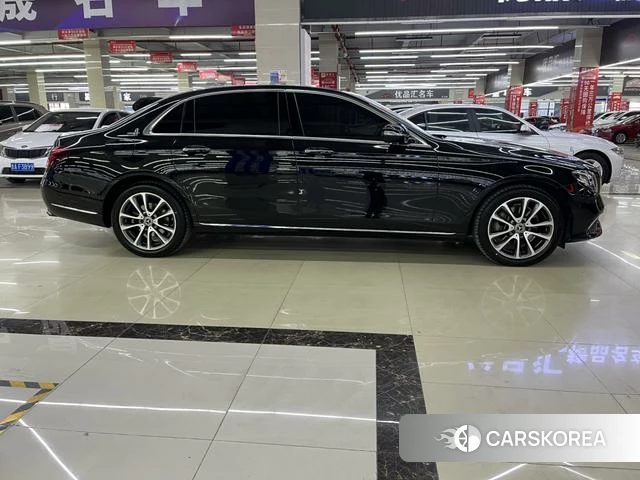 Mercedes-Benz E-class id 3902062 из Китая 9