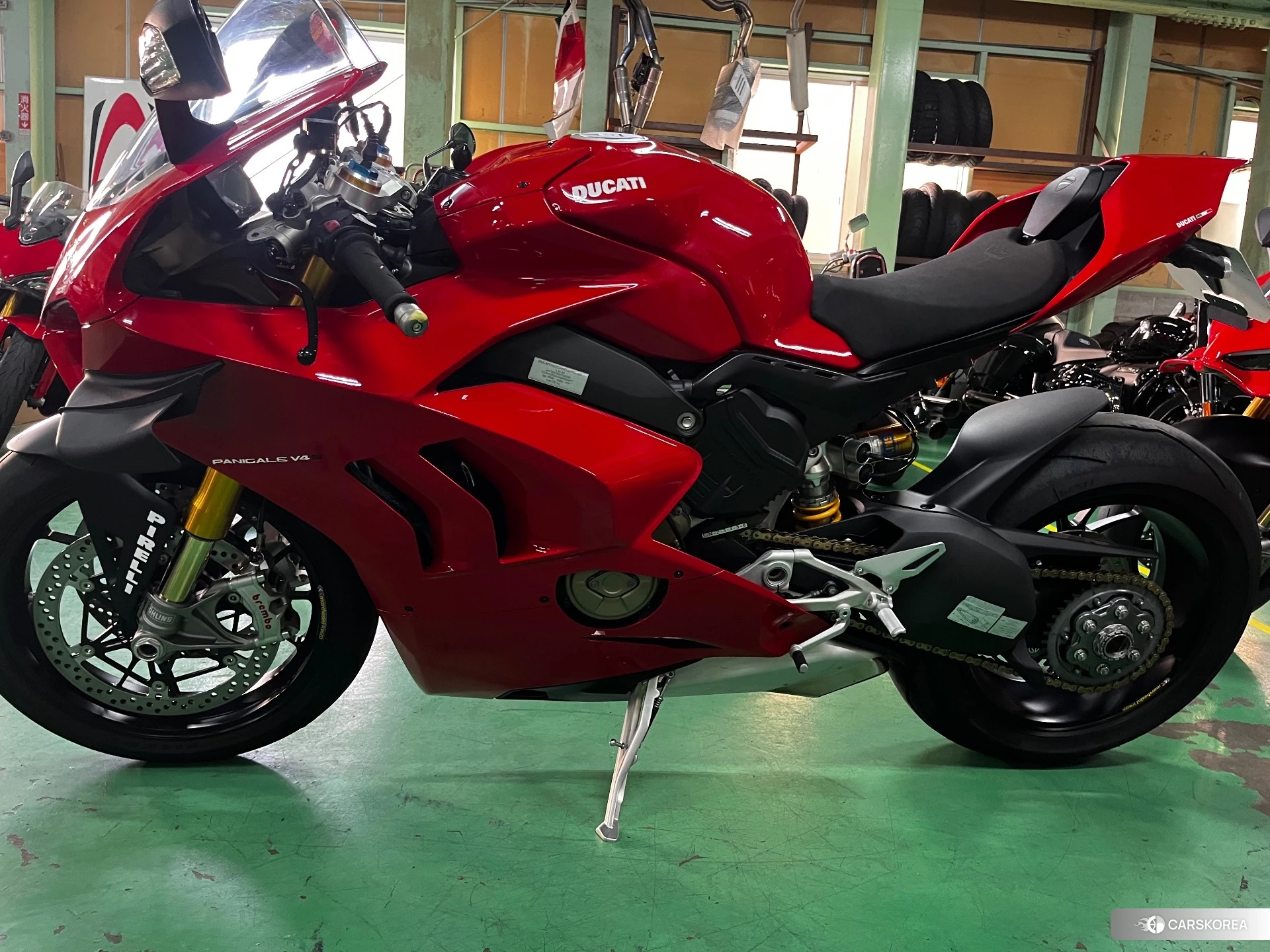 Ducati PANIGALE V4 S 2021 из Японии, фото 2