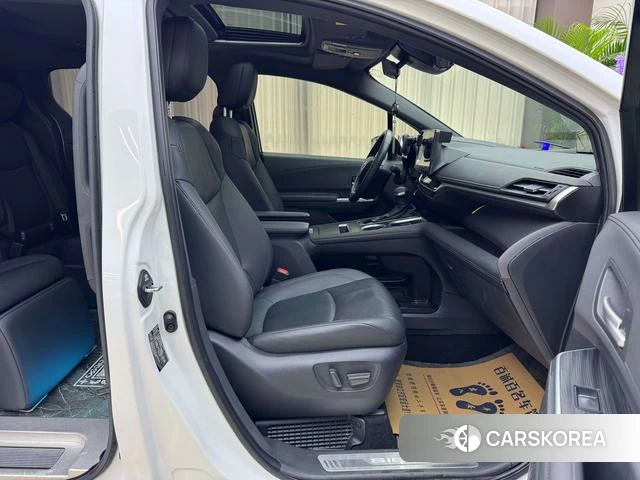 Toyota Saina id 4273372 из Китая 13