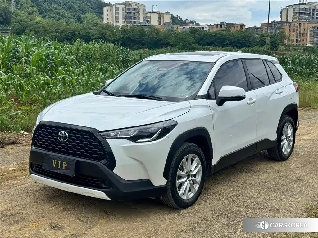 Toyota Corolla 2023 Белый из Китая, фото 4