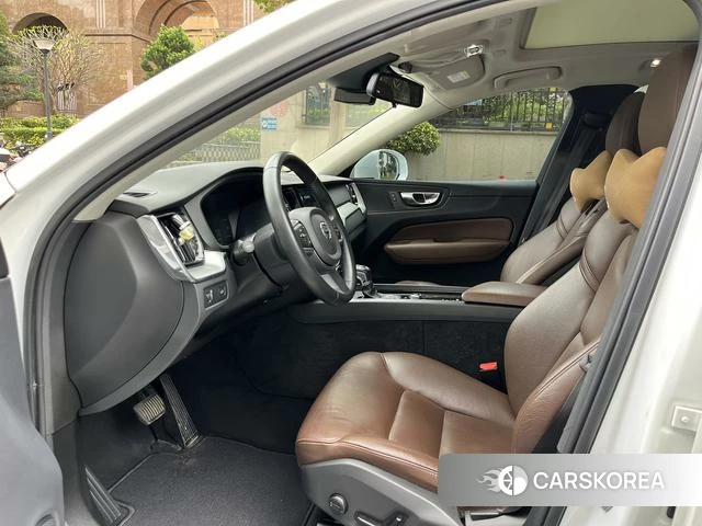 Volvo XC60 2019 Белый из Китая, фото 4