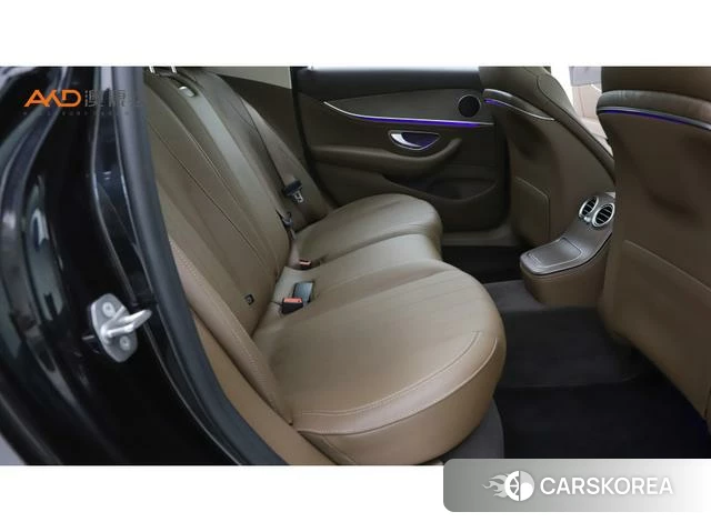 Mercedes-Benz E-class 2022 Черный из Китая, фото 3