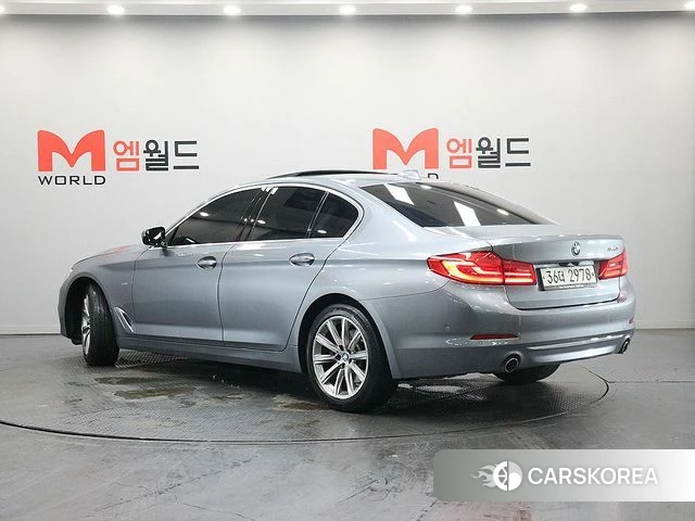BMW 5 Series (G30) 2018 Серый из Кореи, фото 6
