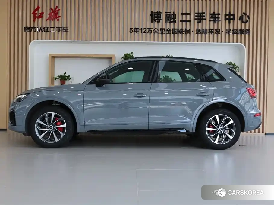 Audi Q5L id 4570370 из Китая 9