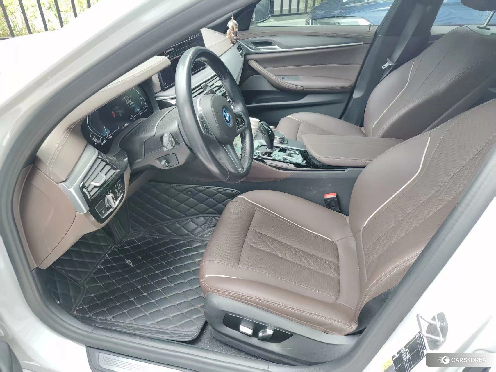 BMW 5 series PHEV 2021 Белый из Китая, фото 4