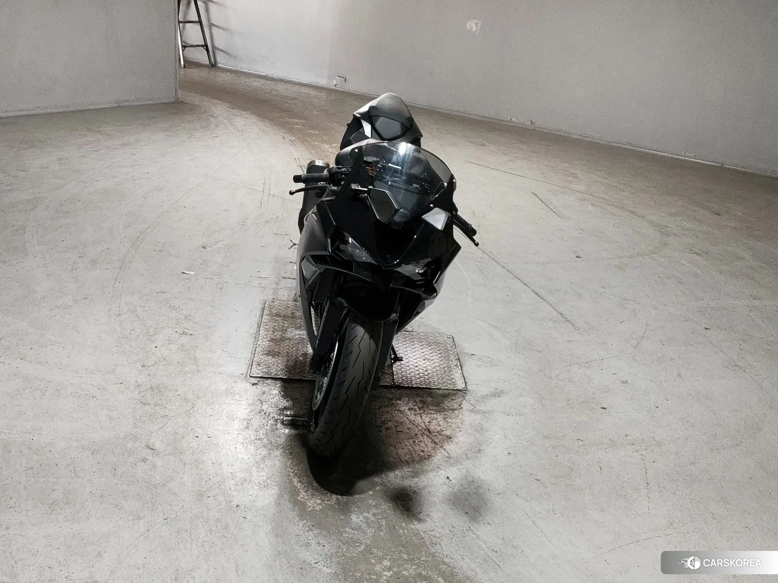 Проданный Kawasaki ZX-6R NINJA 2024 из Японии