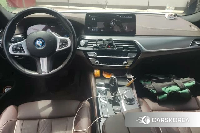 BMW 5 series PHEV id 4261204 из Китая 10
