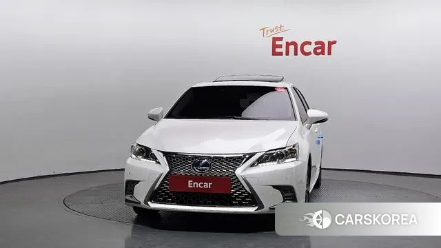 Lexus CT200h id 3380636 из Кореи 13