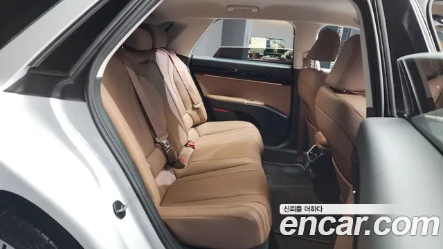 Hyundai Grandeur (GN7) id 2537183 из Кореи 13