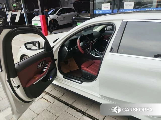 BMW i3 2024 Белый из Китая, фото 3