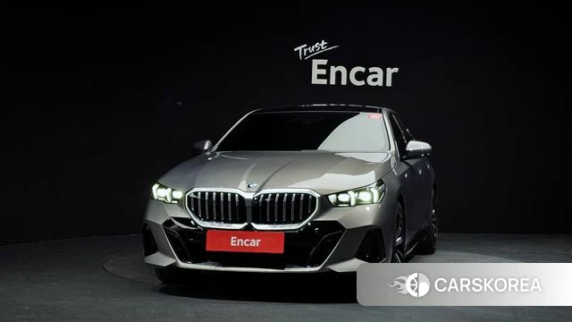 BMW 5 Series (G60) id 4177402 из Кореи 13