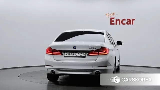 BMW 5 Series (G30) id 3598276 из Кореи 13