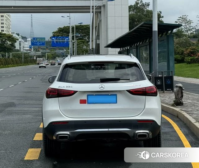 Mercedes-Benz GLA 2023 Белый из Китая, фото 3