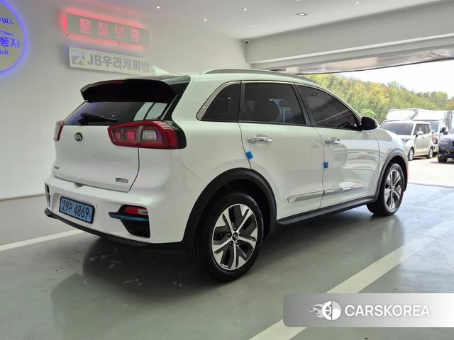 Kia Niro EV id 4317517 из Кореи 11